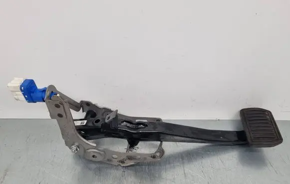 Tesla Model S Brake pedal 105065700A 1050657-00-A