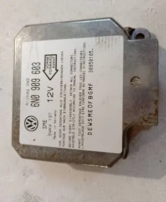 Volkswagen Golf III Airbag control unit/module 6N0909603