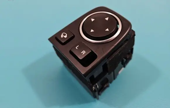KIA Ceed Electric window control switch 93530J7000 IMPRK1406054