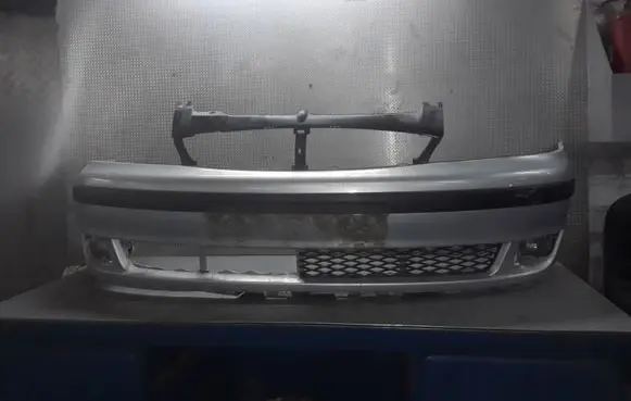 Ford Galaxy Front bumper