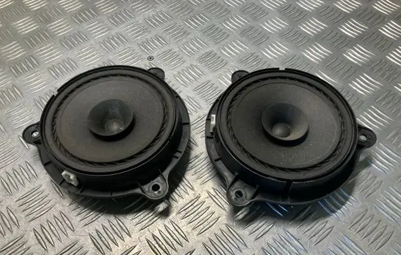 Nissan Cube Z12 Rear door speaker 28156EU00A 0D29K10
