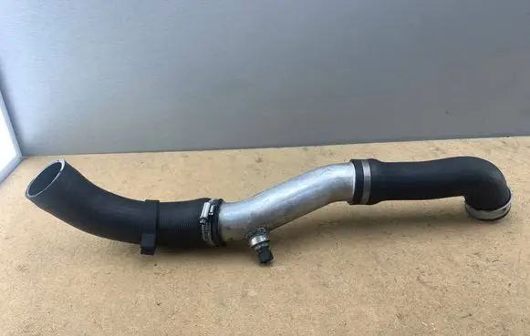 BMW 3 E46 Intercooler hose/pipe 7791437 11617791437