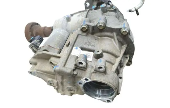 Ford Escape IV Gearbox transfer box case LX677L486DF R8U8K G203091208445305