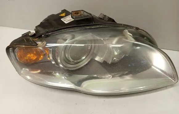 Audi A4 S4 B7 8E 8H Headlight/headlamp 8E0941004AM 0301219272