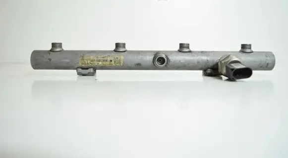 Audi A8 S8 D3 4E Fuel main line pipe 057130089K