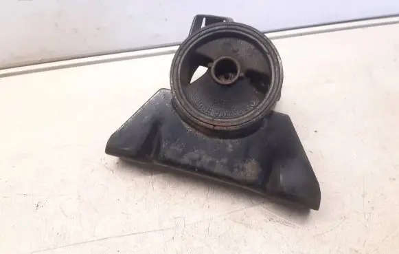 Mazda Premacy Engine mounting bracket