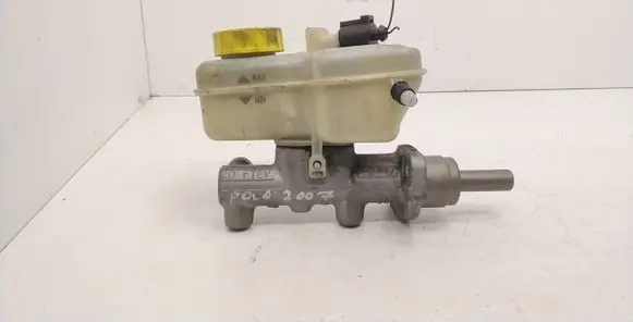 Volkswagen Polo IV 9N3 Master brake cylinder X5617