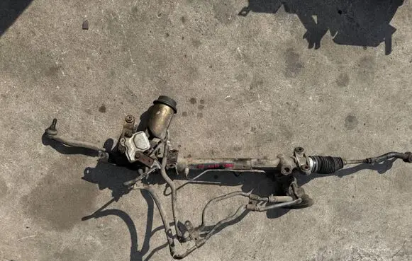 Toyota Yaris Verso Steering rack 2y015192