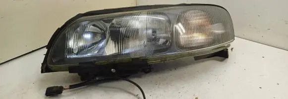 Volvo V70 Headlight/headlamp 8620686 89004805 160800