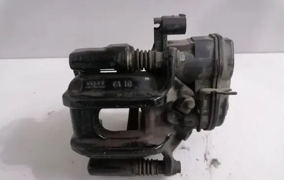 BMW i8 Rear brake caliper 6870631