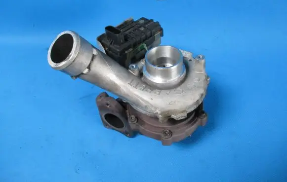 Audi A4 S4 B8 8K Turbo 059145721B