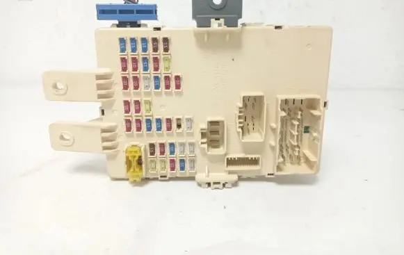 KIA Sportage Fuse module 919503W040