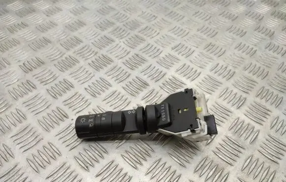 Nissan Qashqai Indicator stalk