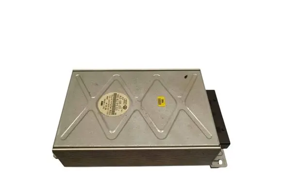 Audi Q7 4L Sound amplifier 4L0035223 4L0910223 720300100003