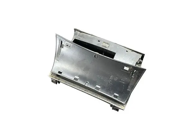 Mercedes-Benz E W211 Car ashtray A2116802852