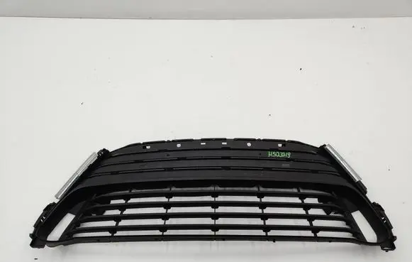Lexus IS III XE30 Front bumper upper radiator grill 5311353040