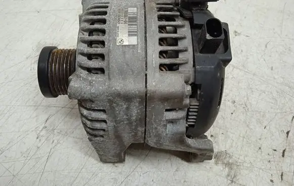 BMW 5 F10 F11 Generator/alternator 1042106404 760506104