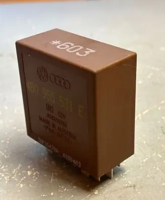 Audi A6 S6 C5 4B Other relay 4B0955531E 5WK10470A A100403