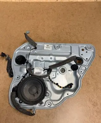 Volvo V50 Rear window lifting mechanism without motor 0938772
