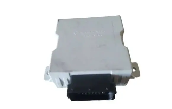 Toyota Avensis T250 Window wiper relay 150.696