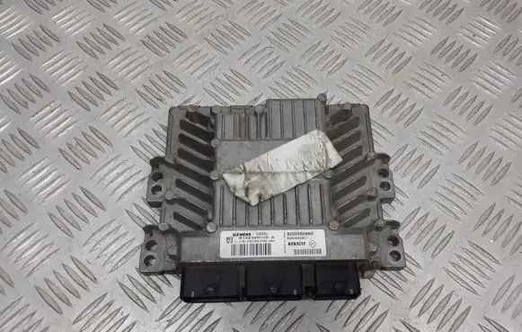 Renault Scenic II - Grand scenic II Engine control unit/module 8200565863