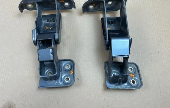 Citroen Jumpy Rear door upper hinge 