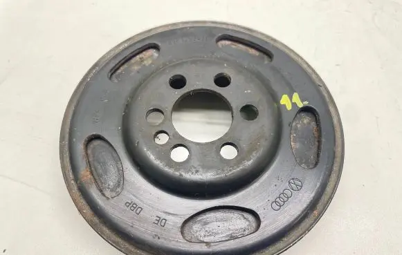 Skoda Octavia Mk2 (1Z) Crankshaft pulley 06F105243J