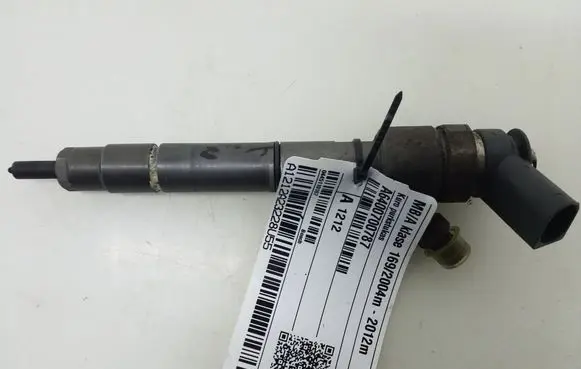 Mercedes-Benz A W169 Fuel injector A6400700787