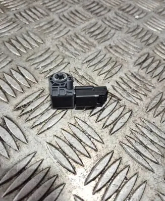 Volvo XC60 Airbag deployment crash/impact sensor 31451531