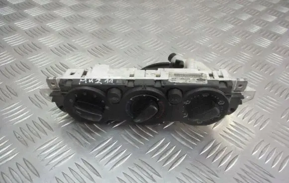 Ford Focus Interior fan control switch 3M5T-19980-AD