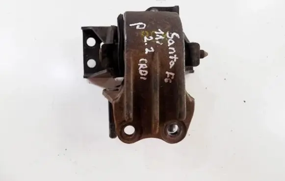 Hyundai Santa Fe Engine mount bracket