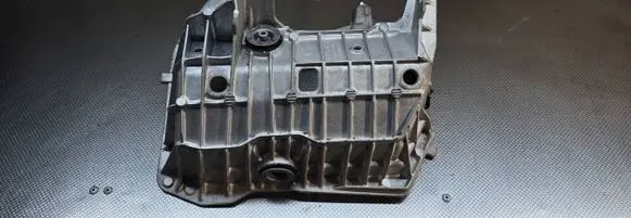 BMW X1 U11 A/C compressor mount bracket 5a205e8