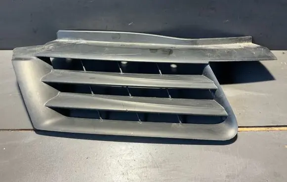 Renault Espace - Grand espace IV Front bumper upper radiator grill G000173881