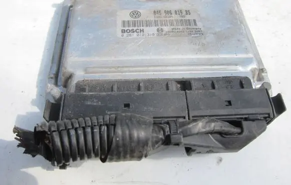 Seat Ibiza IV (6J,6P) Engine control unit/module 045906019BS 0281012319