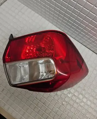 Subaru XV I Rear/tail lights 84201FJ050 L24SMF10ZTB