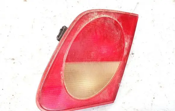 Mercedes-Benz E W210 Tailgate rear/tail lights a2108201064
