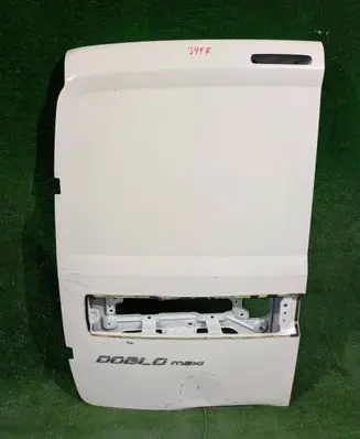 Rear door
