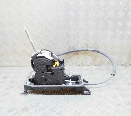 Audi RS3 Gear shifter/selector S038209019T 5K0718079