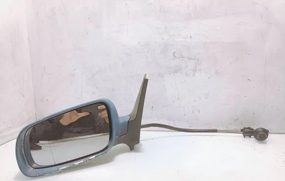 Volkswagen Golf IV Manual wing mirror E1010509