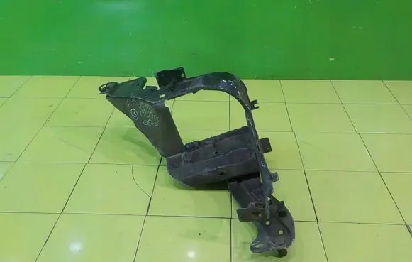 Peugeot 207 Front side member PRZOD 15AB3