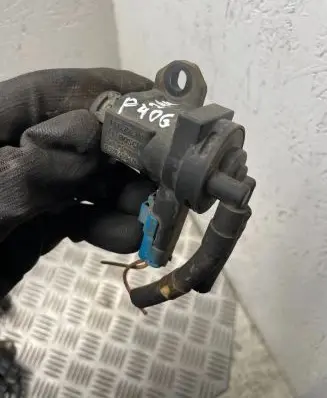 Peugeot 406 Turbo solenoid valve 9635704380