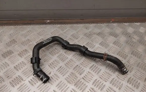 Audi Q5 SQ5 Engine coolant pipe/hose 8R0145923A
