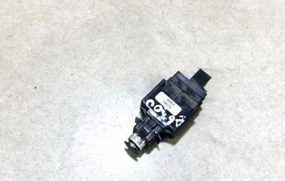 Volvo V70 Brake pedal sensor switch 8622064