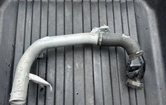Volvo S90, V90 Intercooler hose/pipe 31370288 31422061