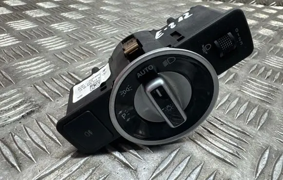 Mercedes-Benz E W212 Light switch A2129050651 9107 10091532