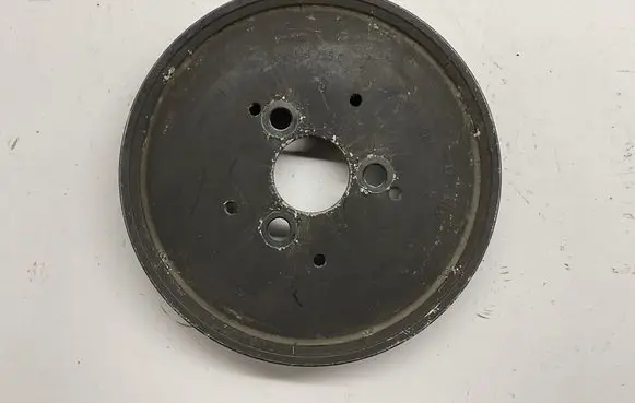 Audi A6 S6 C6 4F Power steering pump pulley 06E145255C