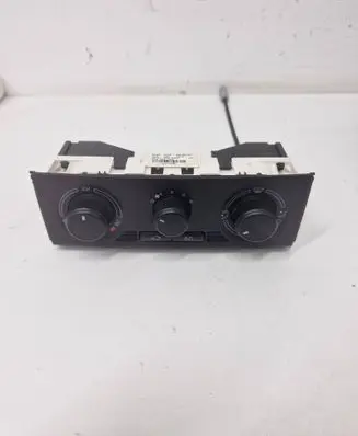 Skoda Fabia Mk2 (5J) Climate control unit 5J0820045 H2242002