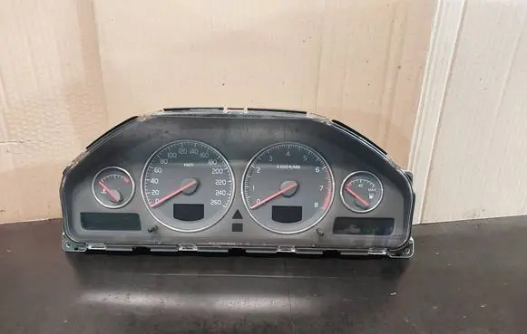 Volvo S80 Speedometer (instrument cluster) 69294-150 9472449