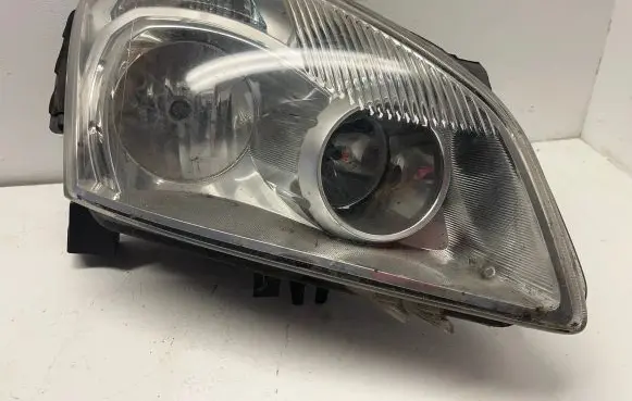 Nissan Qashqai Headlight/headlamp 26010JD00E 1LF23804206 04348128