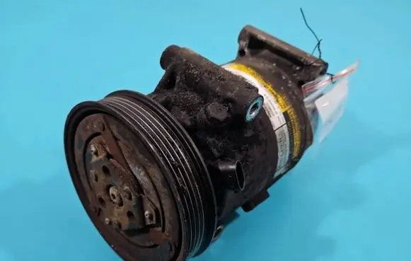 Renault Megane II Air conditioning (A/C) compressor (pump) 8200316164 IMPRK1380874